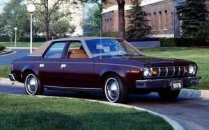 AMC Hornet 4-Door Sedan D/L Pkg. (7605-7) '1976